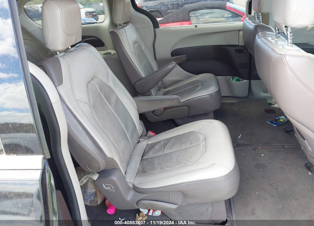 2019 CHRYSLER PACIFICA TOURING L VIN: 2C4RC1BG5KR592941