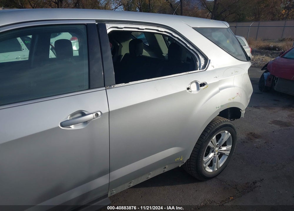 2014 CHEVROLET EQUINOX LS VIN: 1GNALAEKXEZ131670