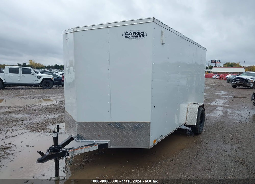 2023 CARGO ENCLOSED  CSCAB VIN: 5JW7E1215PX015195