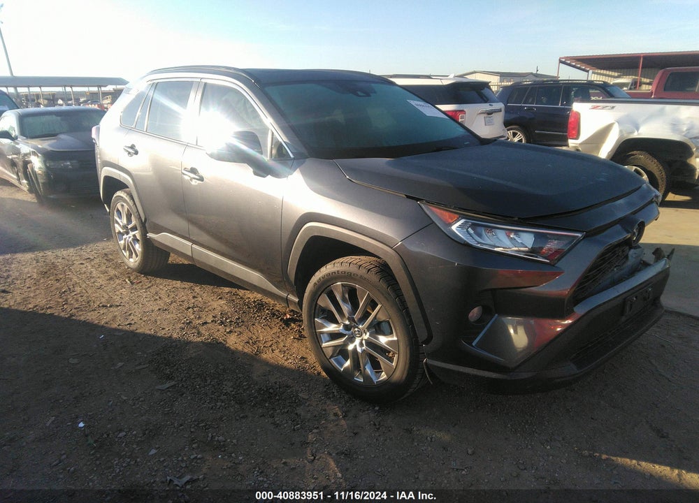 2021 TOYOTA RAV4 XLE PREMIUM VIN: 2T3C1RFV1MC105246
