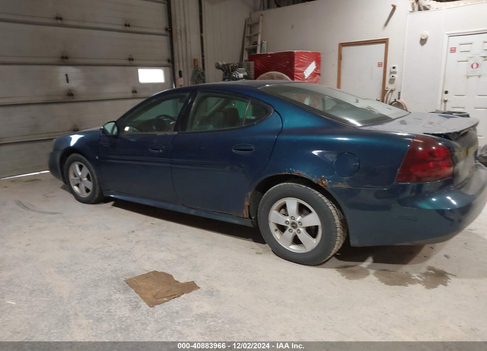 2006 PONTIAC GRAND PRIX VIN: 2G2WP552561277144