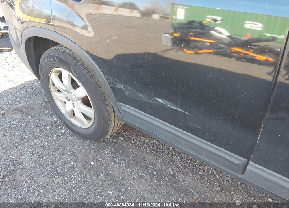 2013 KIA SORENTO LX VIN: 5XYKT3A16DG383659