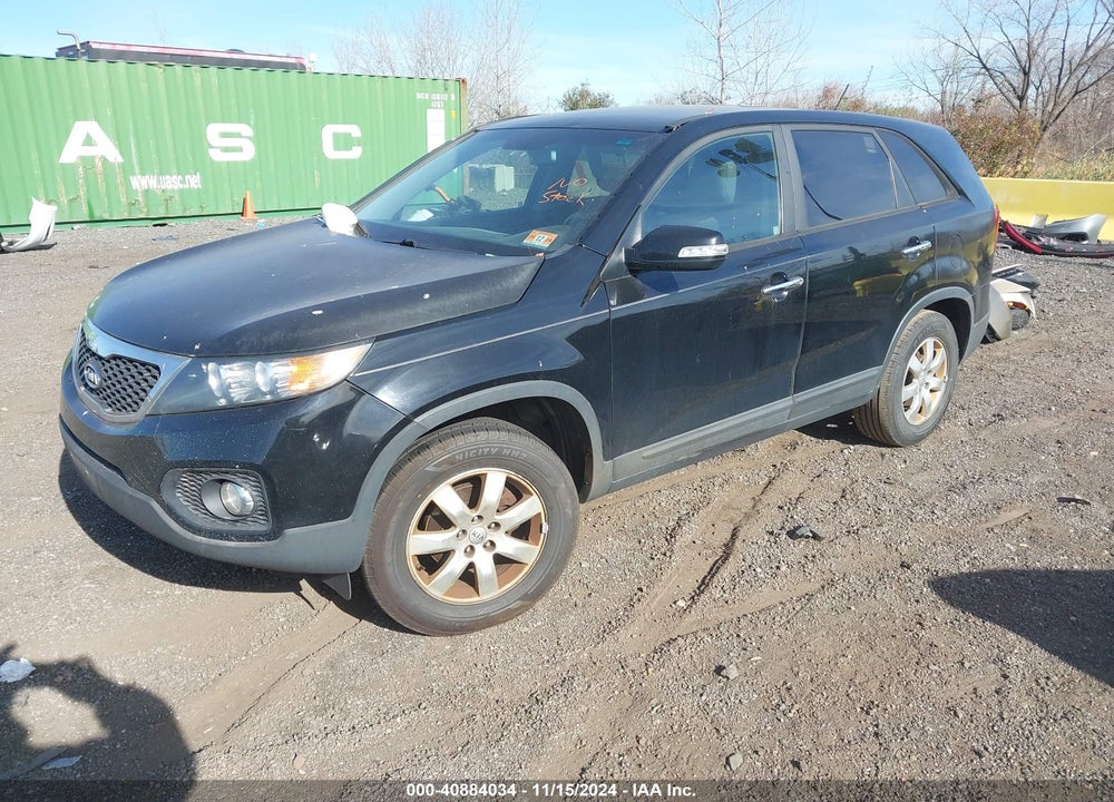 2013 KIA SORENTO LX VIN: 5XYKT3A16DG383659
