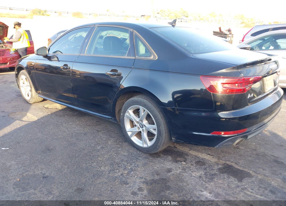 2018 AUDI A4 2.0T TECH ULTRA PREMIUM/2.0T ULTRA PREMIUM VIN: WAUKMAF48JA121848