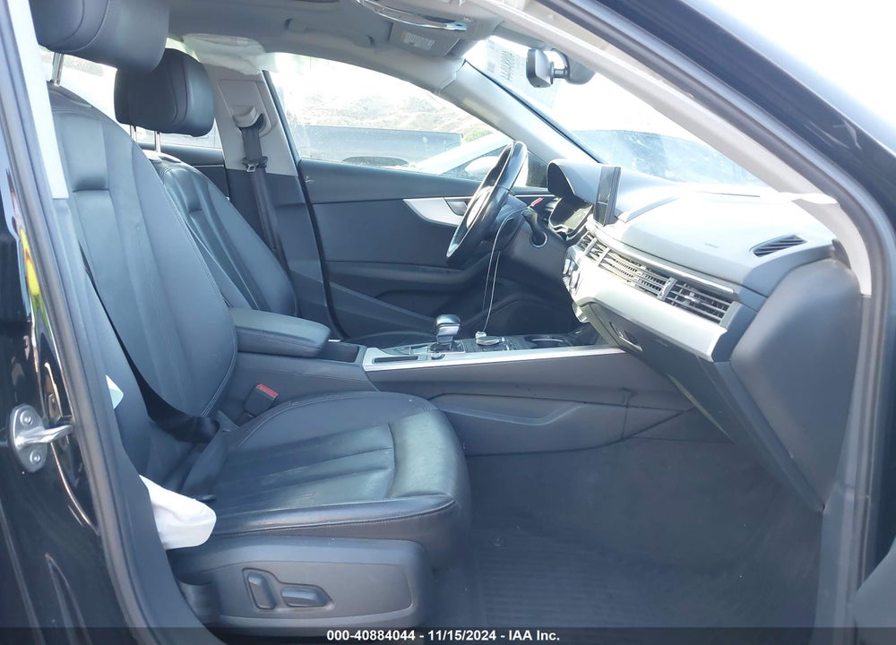 2018 AUDI A4 2.0T TECH ULTRA PREMIUM/2.0T ULTRA PREMIUM VIN: WAUKMAF48JA121848