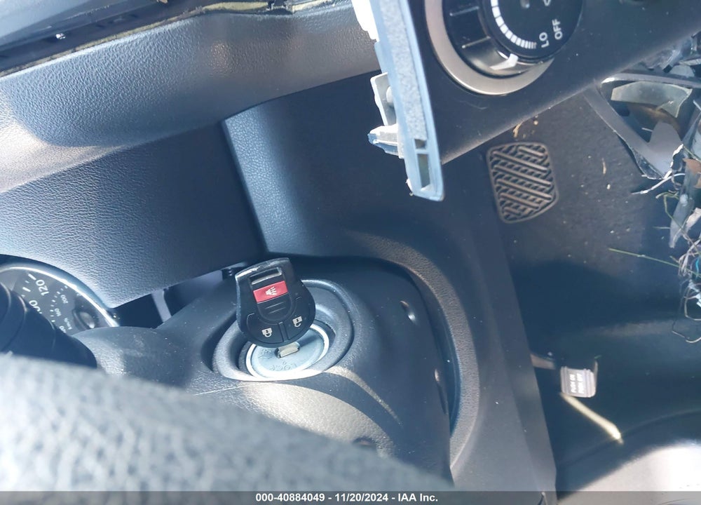 2013 NISSAN ROGUE S VIN: JN8AS5MT5DW522260