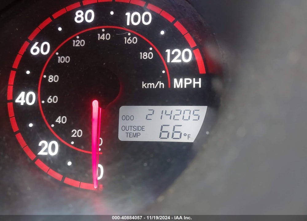 2005 TOYOTA MATRIX/XR VIN: 2T1KR32E85C471030