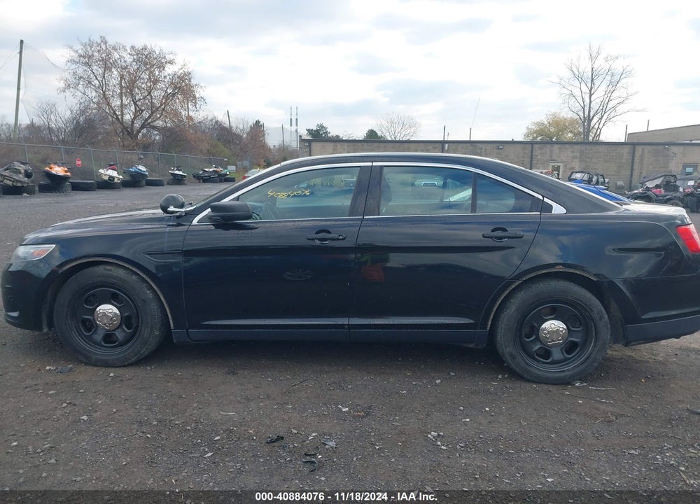 2013 FORD POLICE INTERCEPTOR VIN: 1FAHP2M8XDG162604