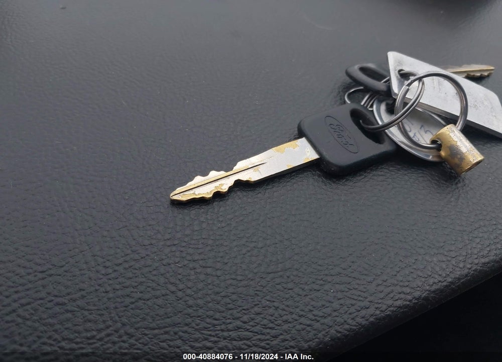 2013 FORD POLICE INTERCEPTOR VIN: 1FAHP2M8XDG162604