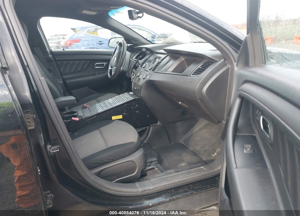 2013 FORD POLICE INTERCEPTOR VIN: 1FAHP2M8XDG162604