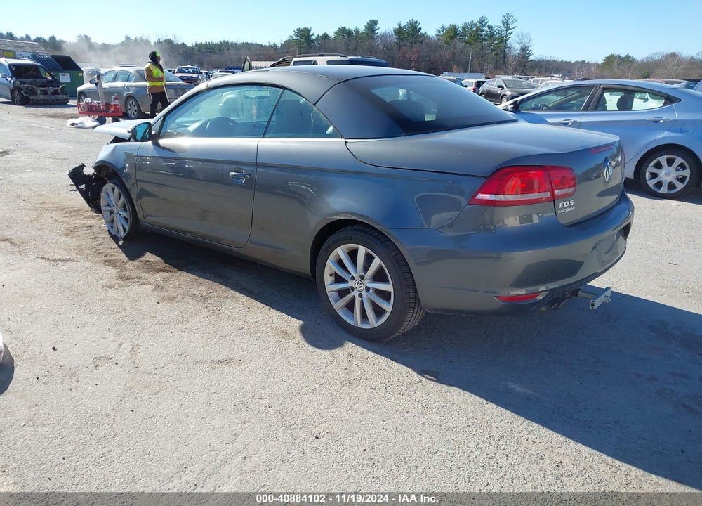 2015 VOLKSWAGEN EOS KOMFORT EDITION VIN: WVWBW8AHXFV003185