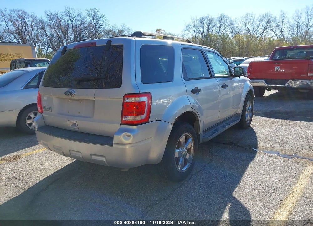 2010 FORD ESCAPE XLT VIN: 1FMCU0D72AKA32829