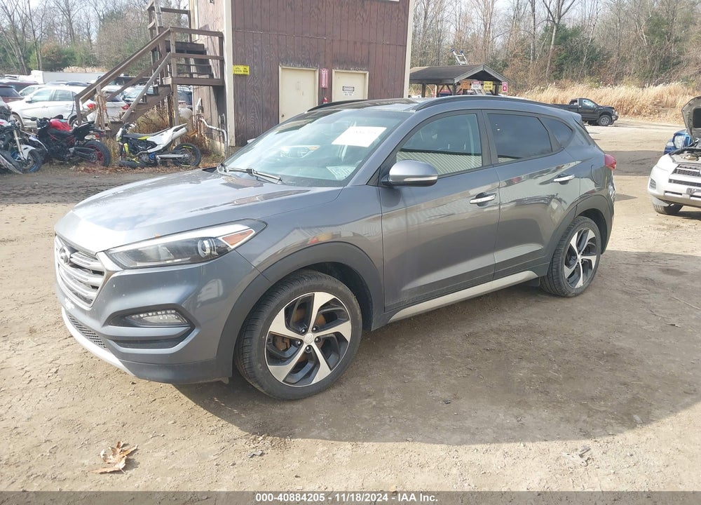2017 HYUNDAI TUCSON SE VIN: KM8J3CA20HU270102
