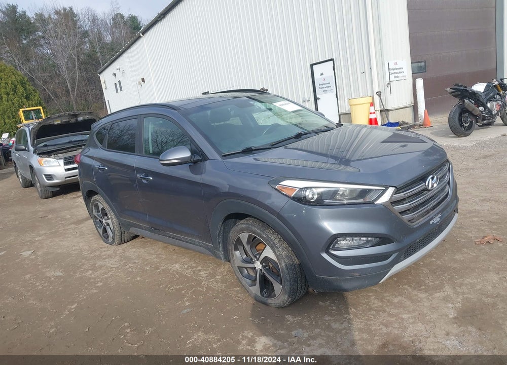 2017 HYUNDAI TUCSON SE VIN: KM8J3CA20HU270102