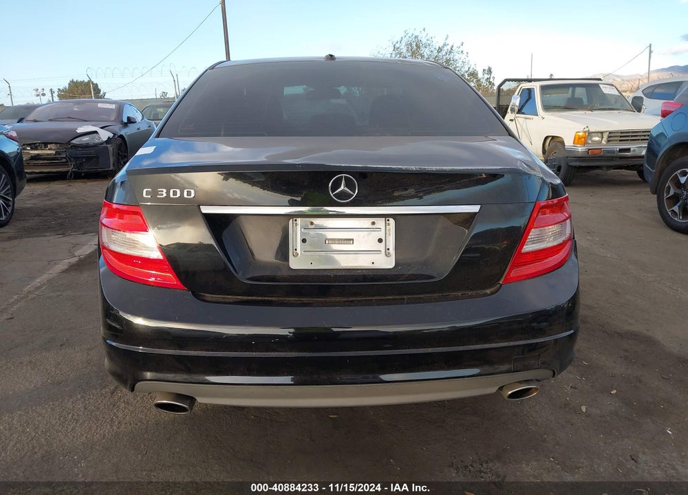2008 MERCEDES-BENZ C 300 VIN: WDDGF54X38R032309