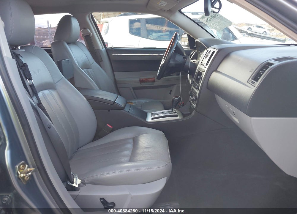 2006 CHRYSLER 300C VIN: 2C3LA63H66H527452