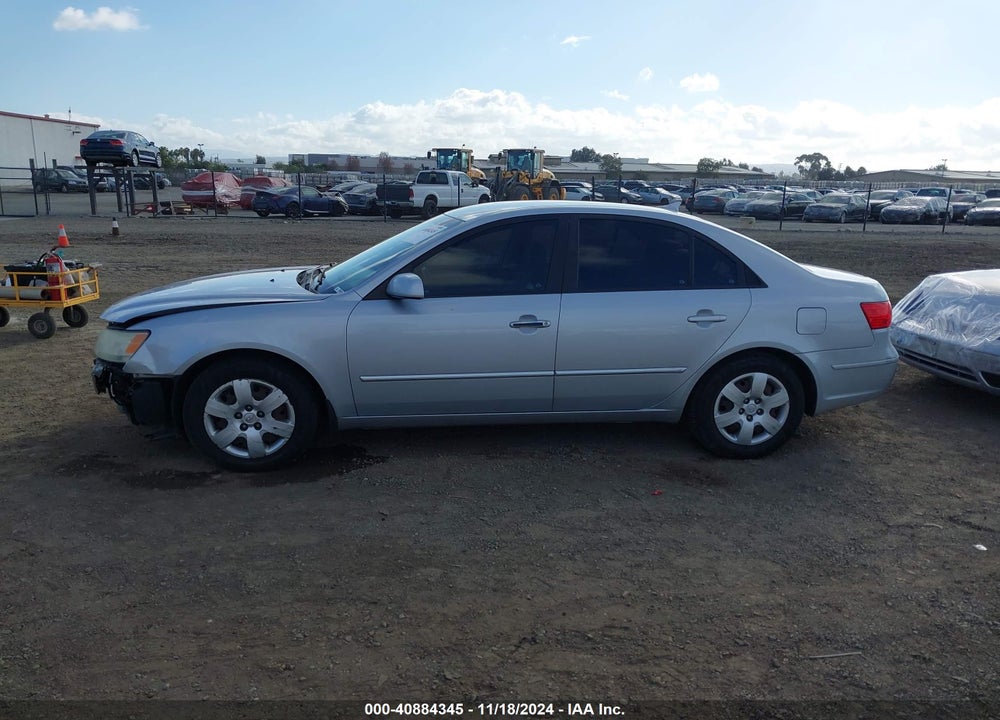 2009 HYUNDAI SONATA GLS VIN: 5NPET46C09H569162