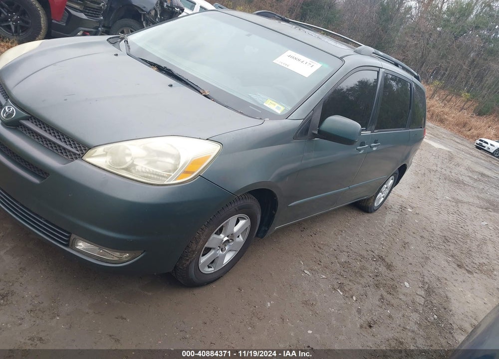 2004 TOYOTA SIENNA XLE VIN: 5TDZA22C24S167986