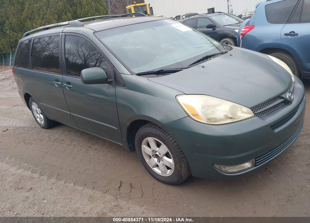 2004 TOYOTA SIENNA XLE VIN: 5TDZA22C24S167986