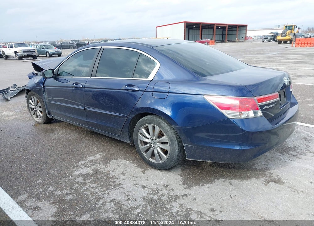 2011 HONDA ACCORD VIN: 1HGCP2F72BA118428