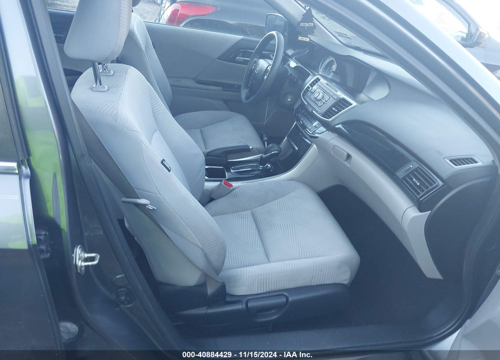 2017 HONDA ACCORD LX VIN: 1HGCR2F34HA173074