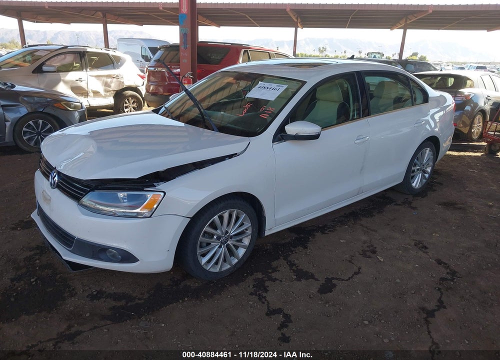 2013 VOLKSWAGEN JETTA 2.5L SEL VIN: 3VWLX7AJ7DM235178
