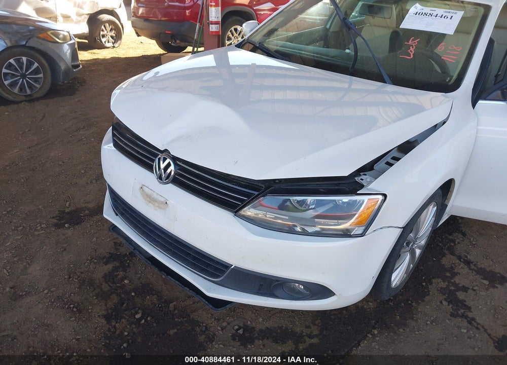 2013 VOLKSWAGEN JETTA 2.5L SEL VIN: 3VWLX7AJ7DM235178
