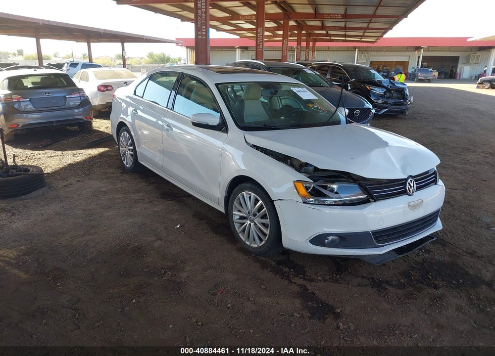 2013 VOLKSWAGEN JETTA 2.5L SEL VIN: 3VWLX7AJ7DM235178