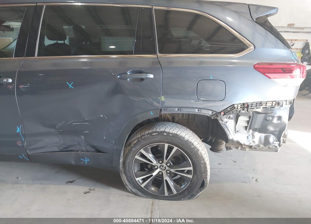 2019 TOYOTA HIGHLANDER LE VIN: 5TDBZRFH8KS740959