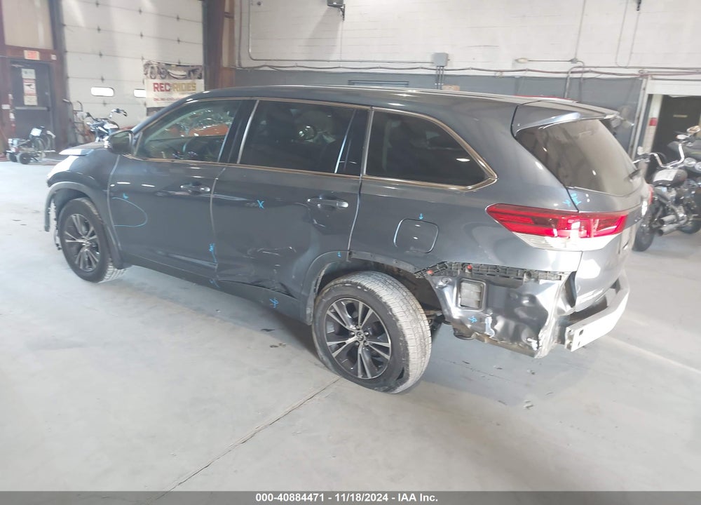 2019 TOYOTA HIGHLANDER LE VIN: 5TDBZRFH8KS740959