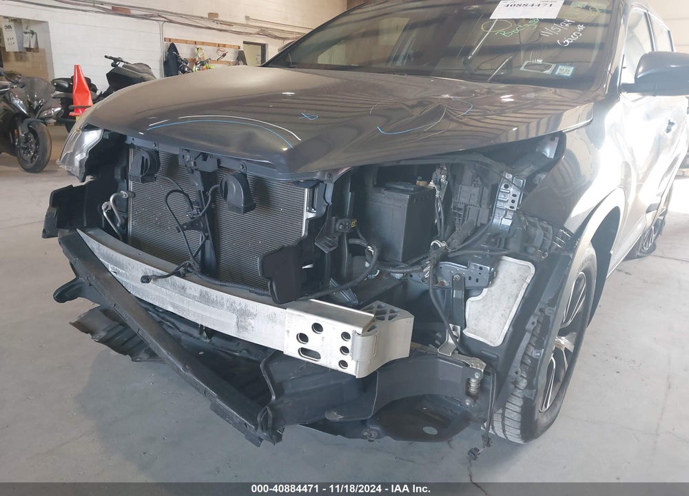 2019 TOYOTA HIGHLANDER LE VIN: 5TDBZRFH8KS740959