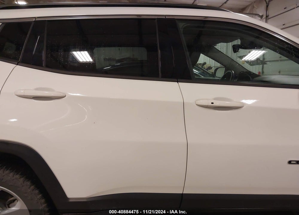 2018 JEEP COMPASS LATITUDE 4X4 VIN: 3C4NJDBB5JT256082
