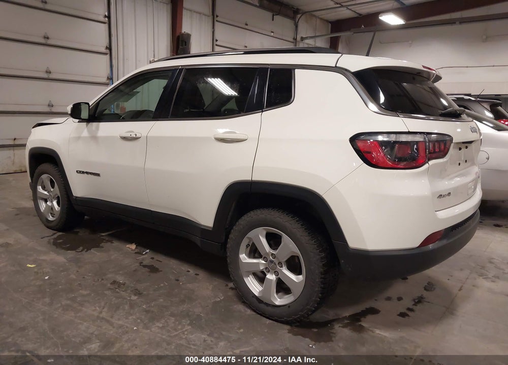 2018 JEEP COMPASS LATITUDE 4X4 VIN: 3C4NJDBB5JT256082