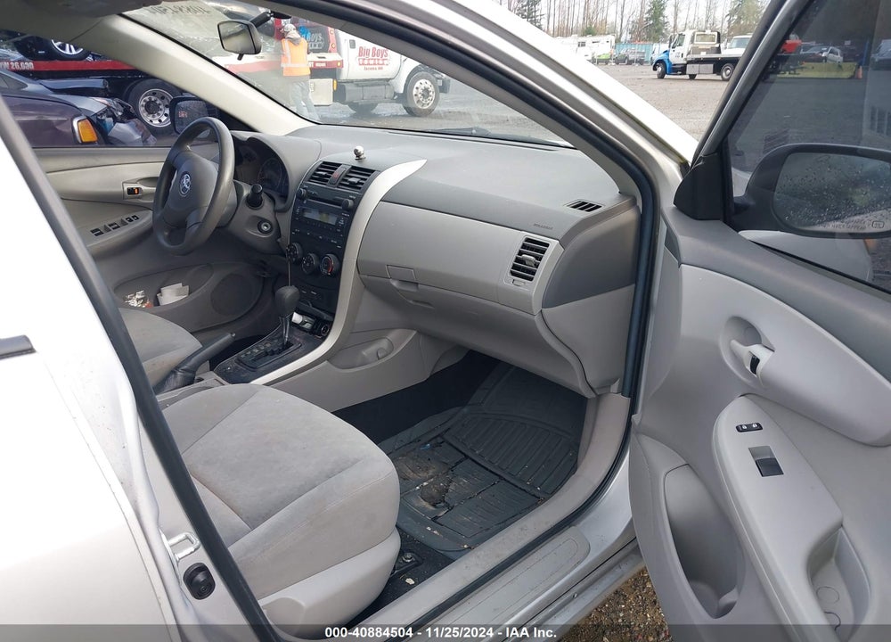 2009 TOYOTA COROLLA LE VIN: 1NXBU40E59Z014932