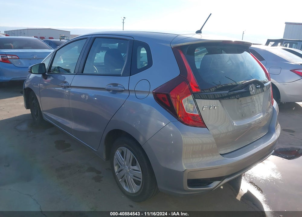 2019 HONDA FIT LX VIN: 3HGGK5H49KM727670