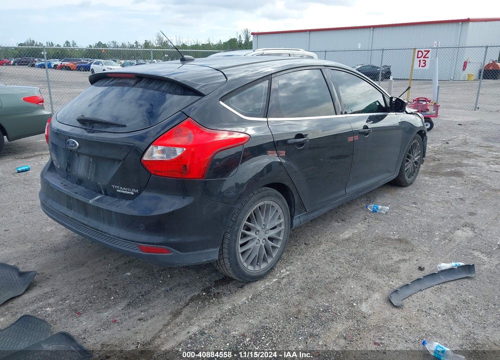 2014 FORD FOCUS TITANIUM VIN: 1FADP3N24EL258042