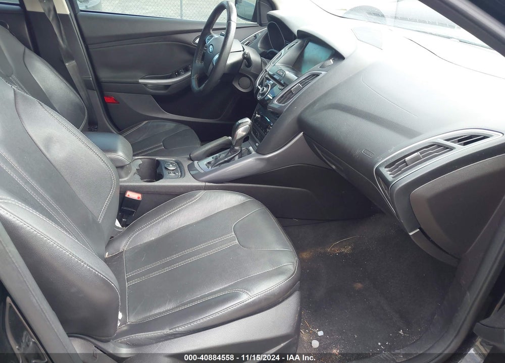 2014 FORD FOCUS TITANIUM VIN: 1FADP3N24EL258042