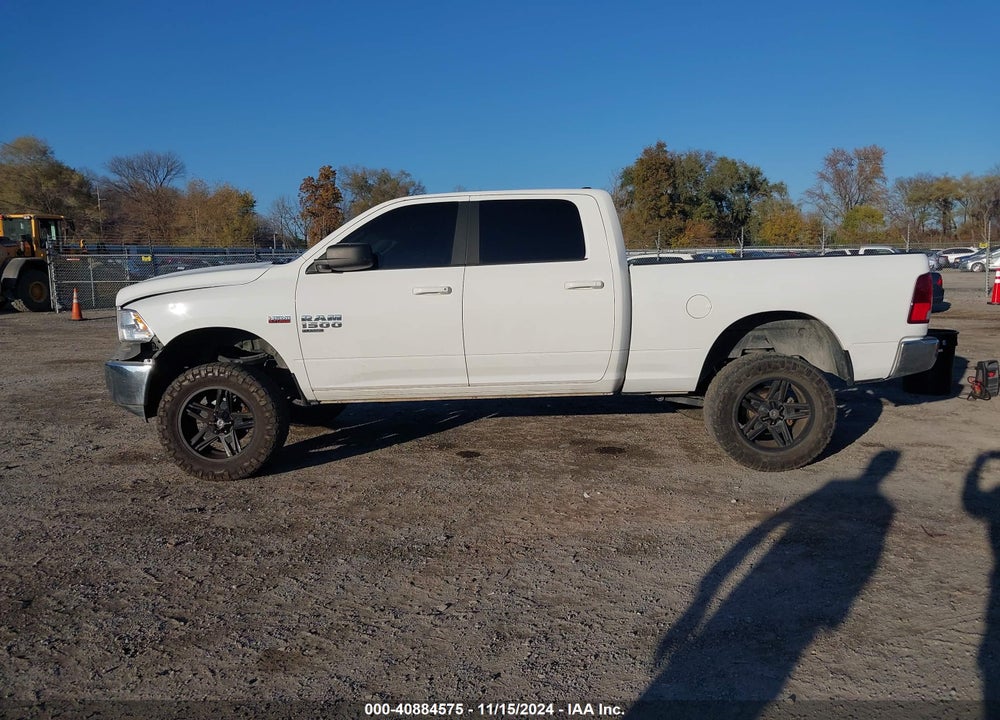 2019 RAM 1500 CLASSIC VIN: 1C6RR6TT3KS613086