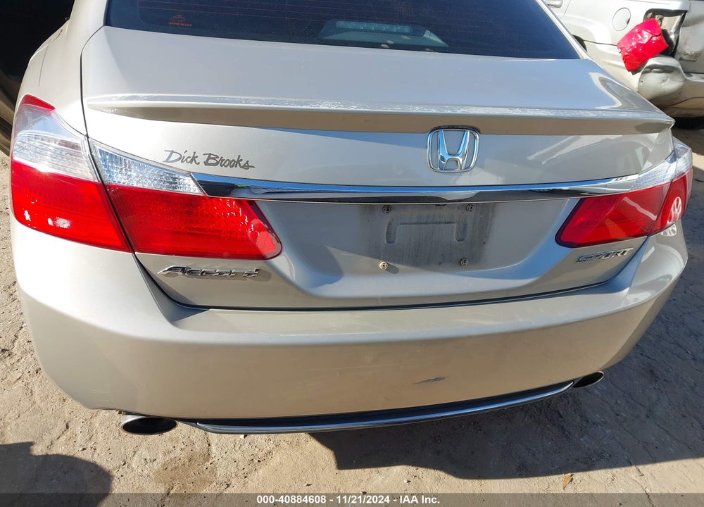 2015 HONDA ACCORD VIN: 1HGCR2F5XFA094569