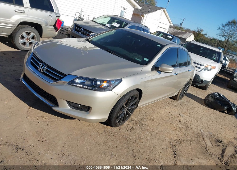 2015 HONDA ACCORD VIN: 1HGCR2F5XFA094569