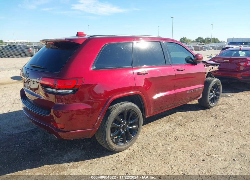 2017 GRAND JEEP  CHEROKEE ALTITUDE 4X2 VIN: 1C4RJEAG8HC826828