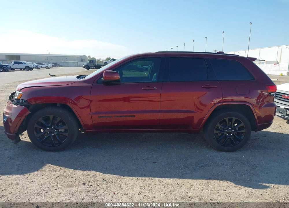 2017 GRAND JEEP  CHEROKEE ALTITUDE 4X2 VIN: 1C4RJEAG8HC826828