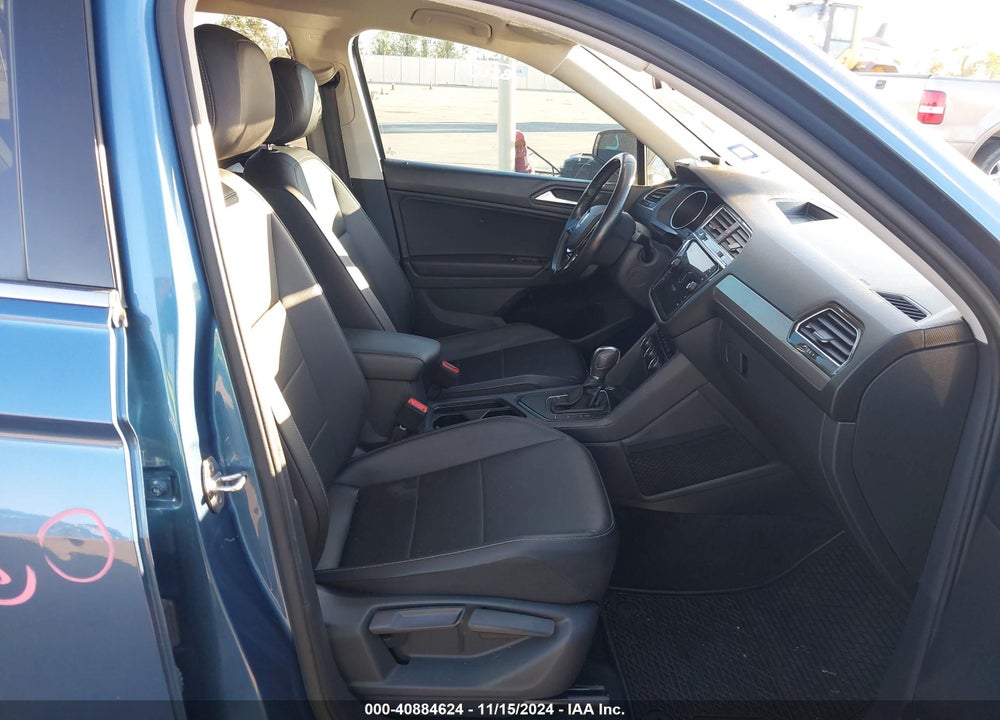 2019 VOLKSWAGEN TIGUAN 2.0T SE/2.0T SEL/2.0T SEL R-LINE/2.0T SEL R-LINE BLACK VIN: 3VV3B7AX9KM100840