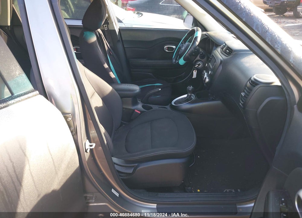 2015 KIA SOUL VIN: KNDJN2A21F7156467