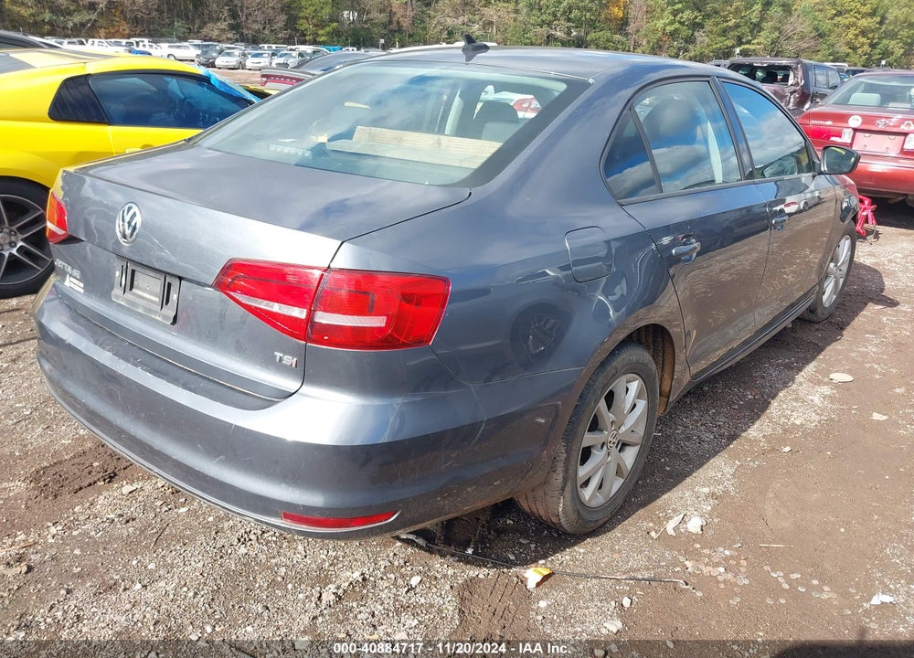 2015 VOLKSWAGEN JETTA 1.8T SE VIN: 3VWD17AJ9FM336246