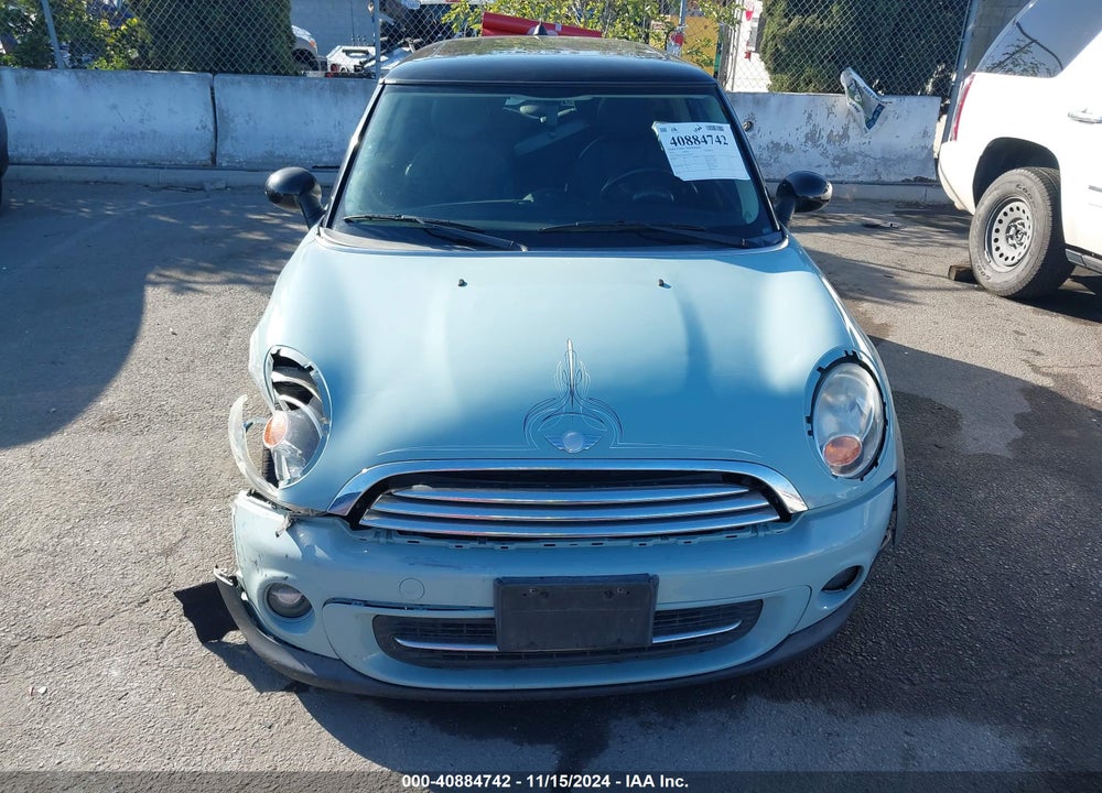 2012 MINI COOPER VIN: WMWSU3C51CT256749