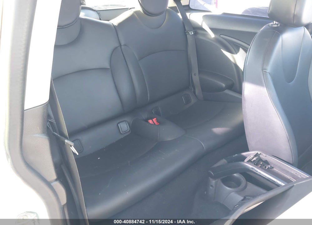 2012 MINI COOPER VIN: WMWSU3C51CT256749