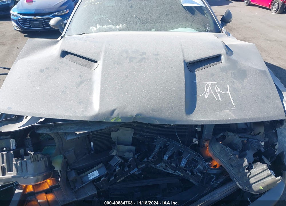 2019 DODGE CHALLENGER SXT VIN: 2C3CDZAG7KH670097