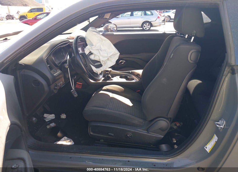 2019 DODGE CHALLENGER SXT VIN: 2C3CDZAG7KH670097