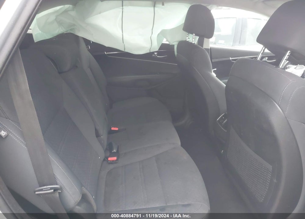 2017 KIA SORENTO 2.4L L VIN: 5XYPG4A37HG301557